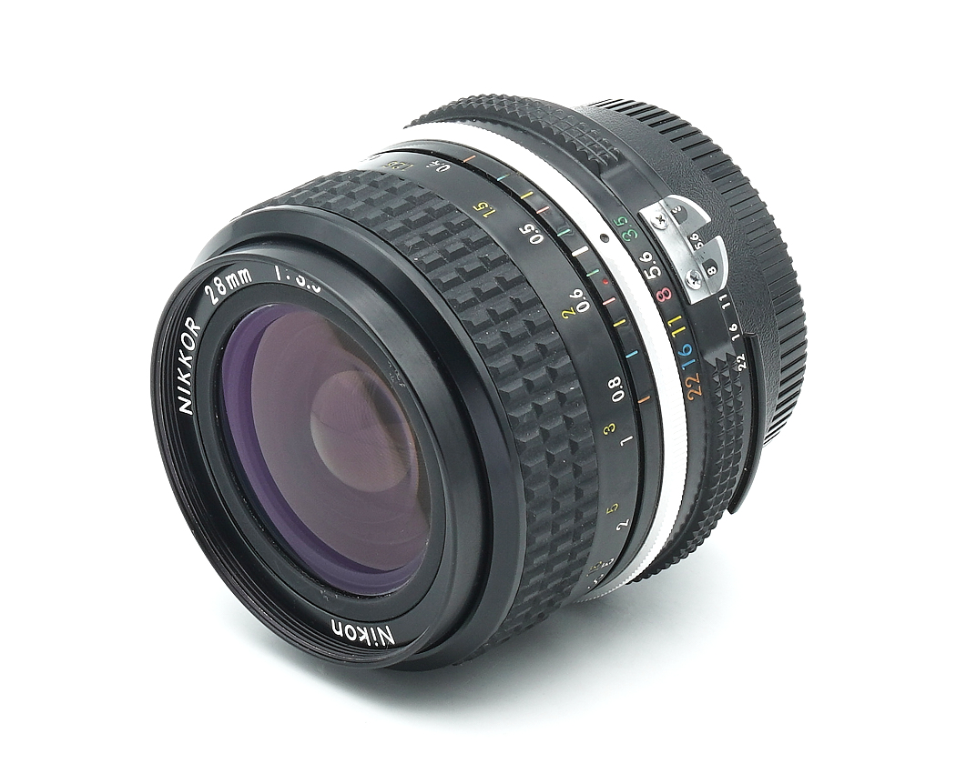 Objektiv, Nikon, 28mm, manueller Fokus, Blendenring