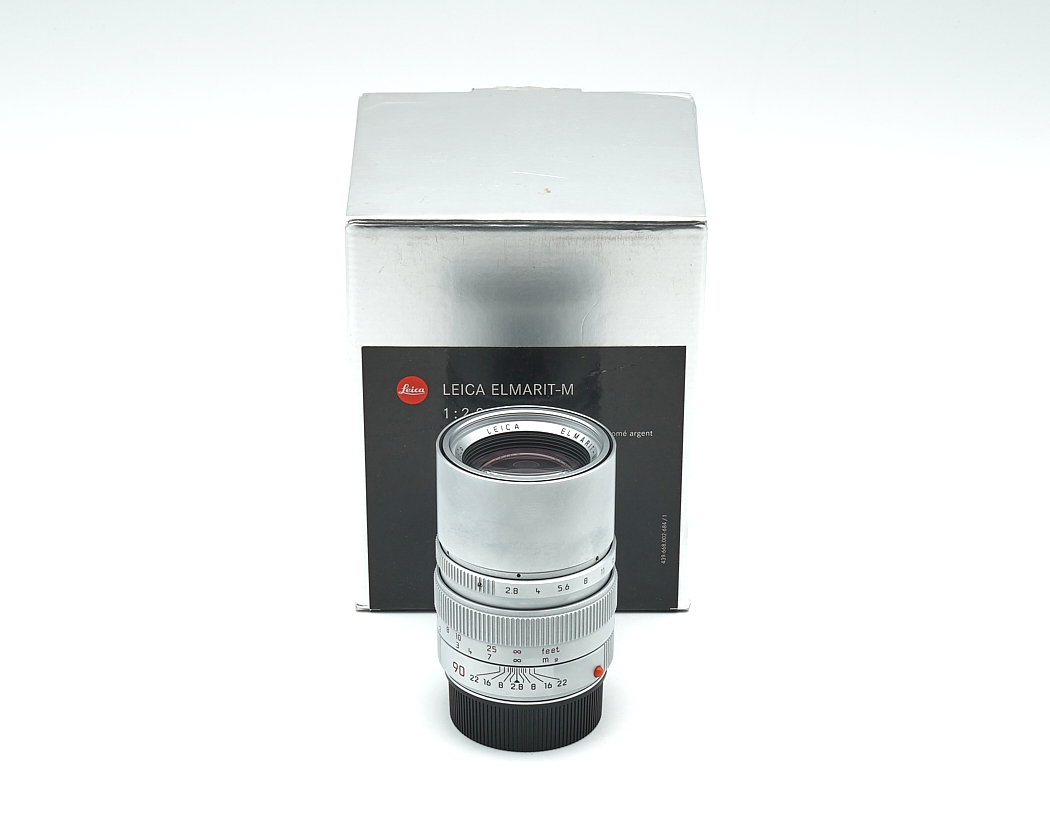 (Kameraobjektiv), Leica-Objektiv, Elmarit-M, Silber, Blende 1:2,8