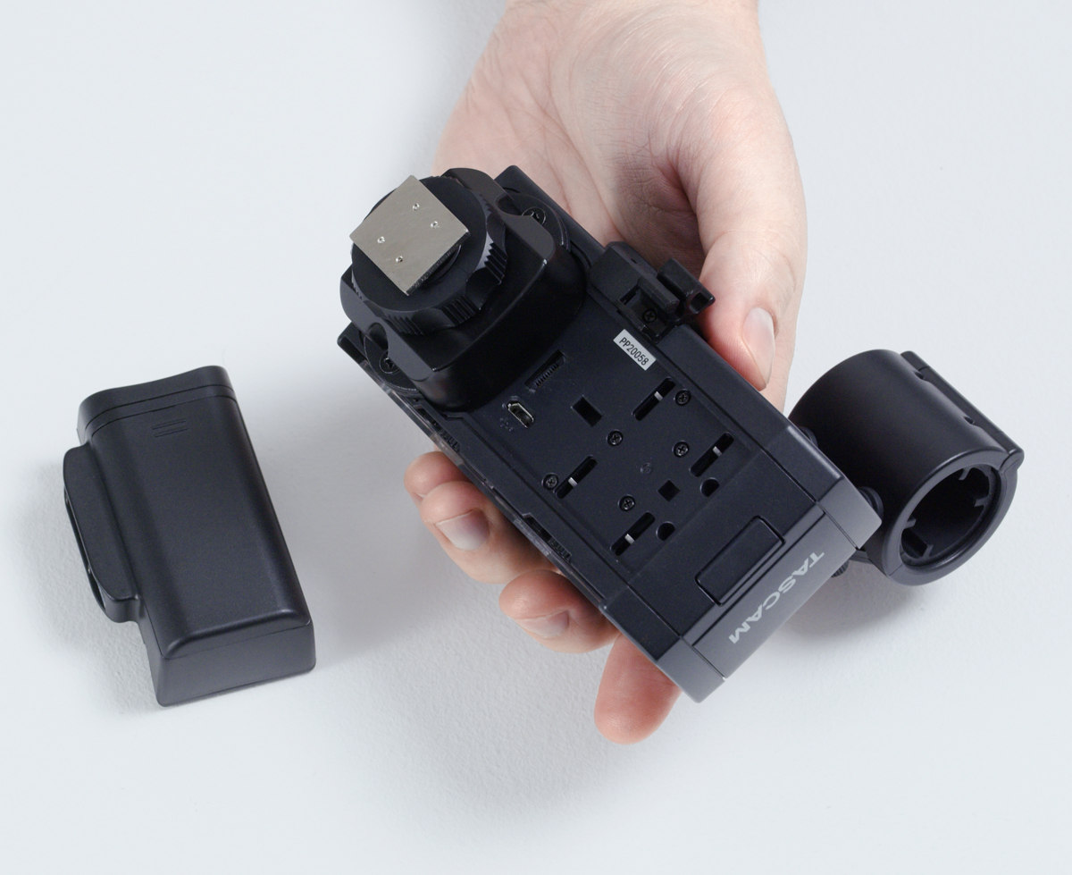 Tascam CA-XLR2d-AN XLR-Mikrofonadapter