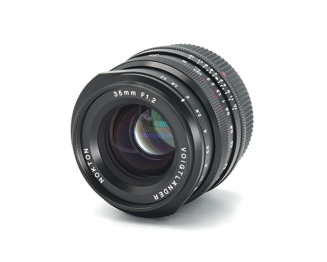 Voigtländer Nokton 35mm 1.2 schwarz für Fujifilm X-Mount wie neu #49477**