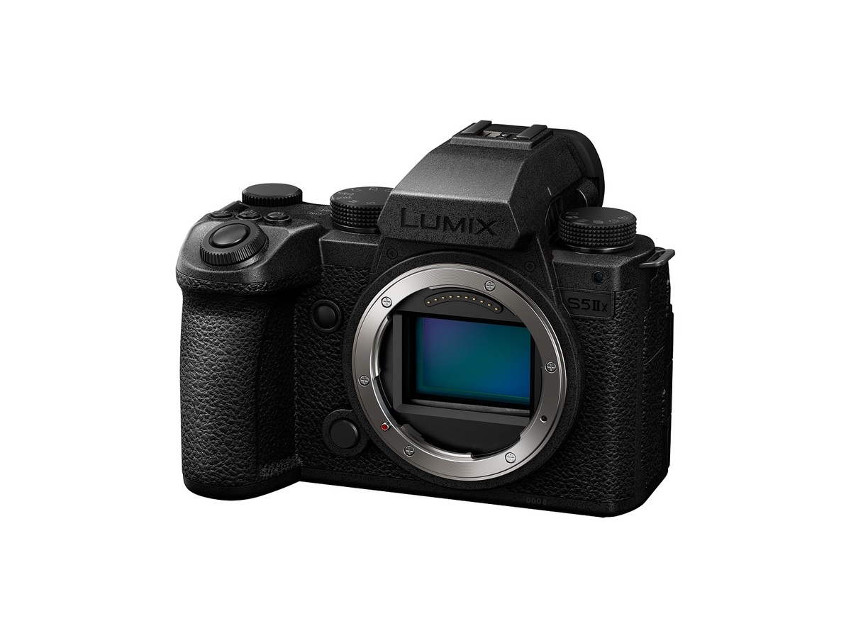 Panasonic Lumix DC-S5 II X + Lumix S 18-40mm 4.5-6.3