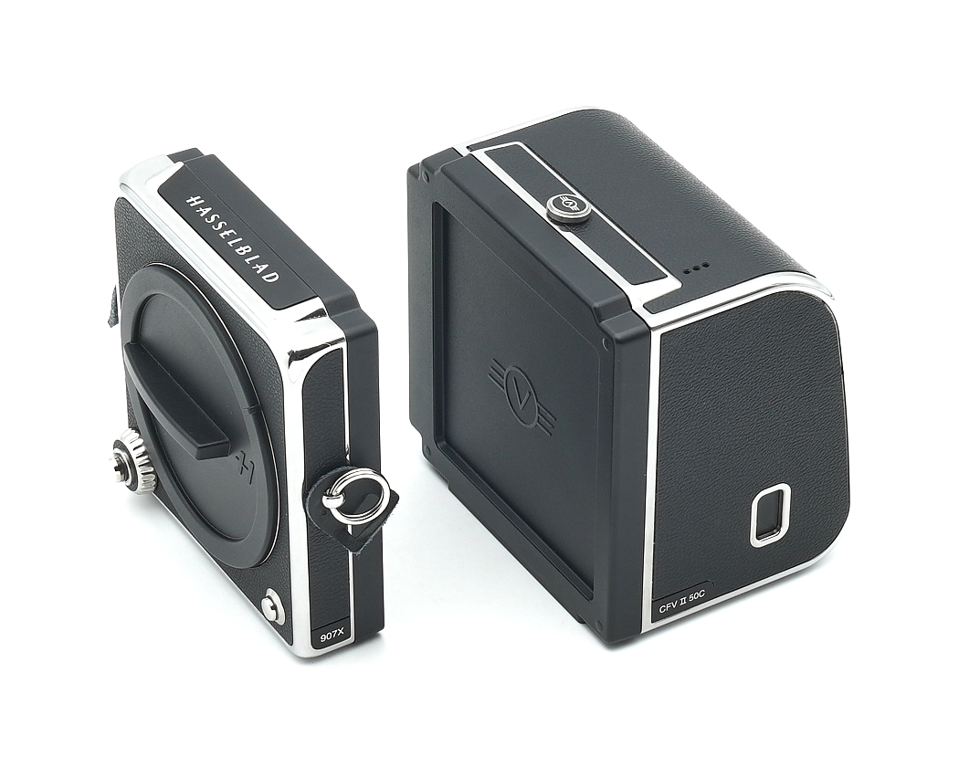 Farbkontrast, Kompaktkamera, Schwarz, Silber Akzente, Rangefinder-Optik