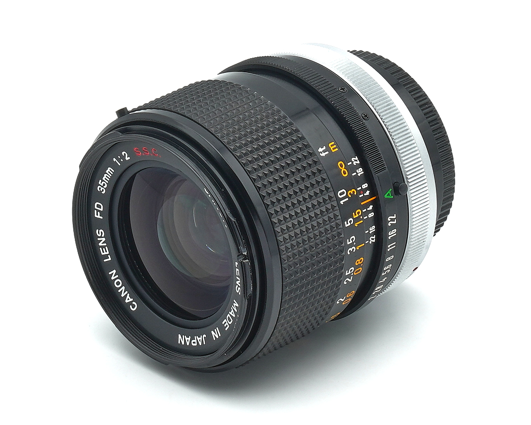 Objektiv, 35mm Brennweite, manueller Fokus, FD-Mount, Schwarz