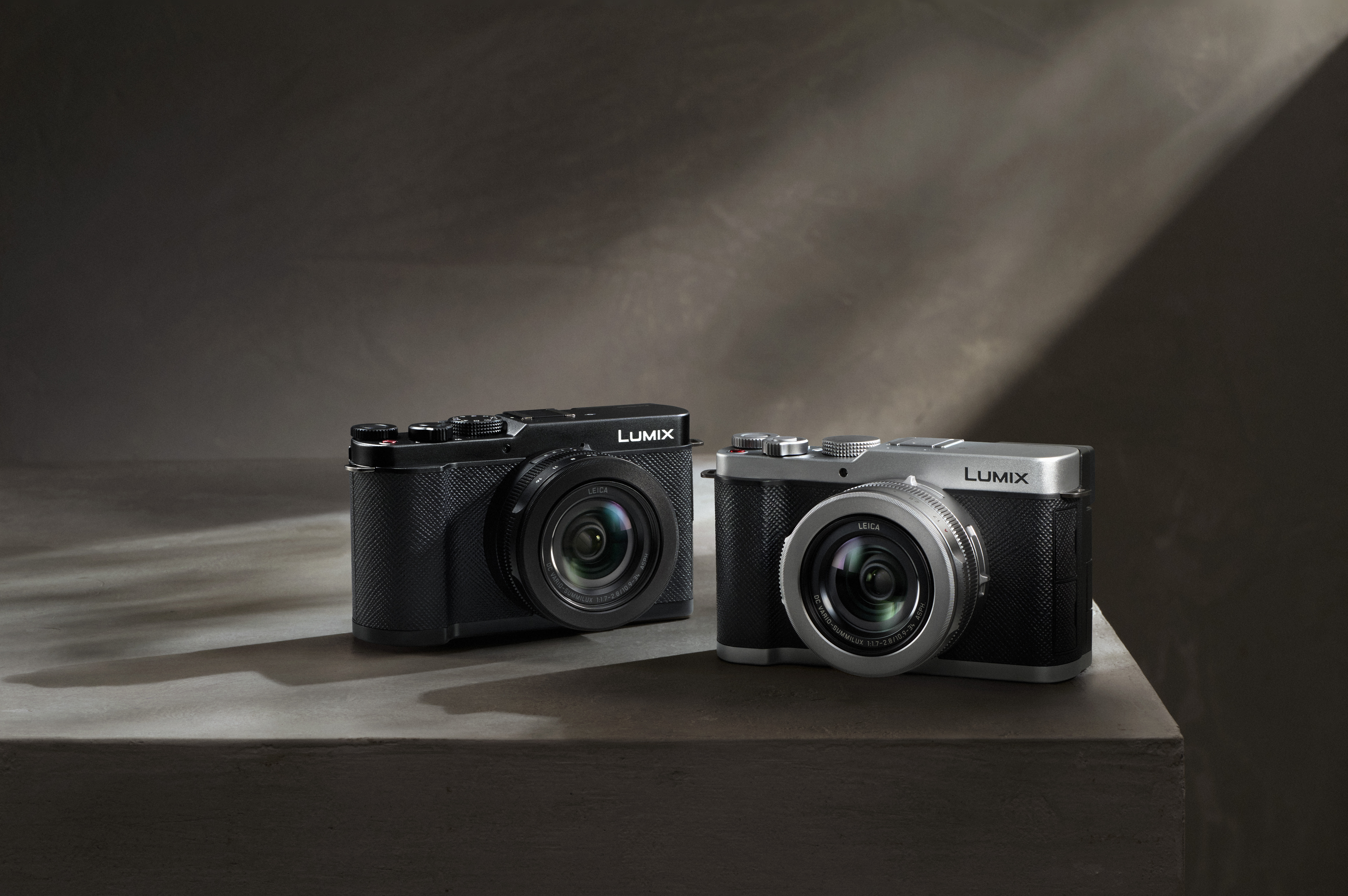 Panasonic L10 silber