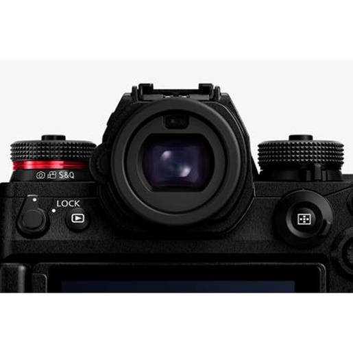 Panasonic Lumix DC-S1 II + Sigma Contemporary 28-70mm 2.8 DG DN
