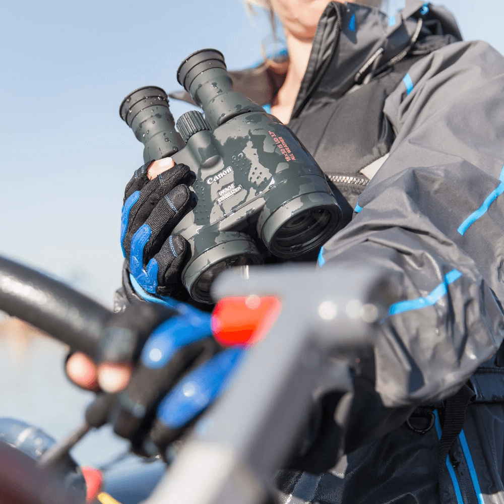 Canon Fernglas 18x50 IS AW