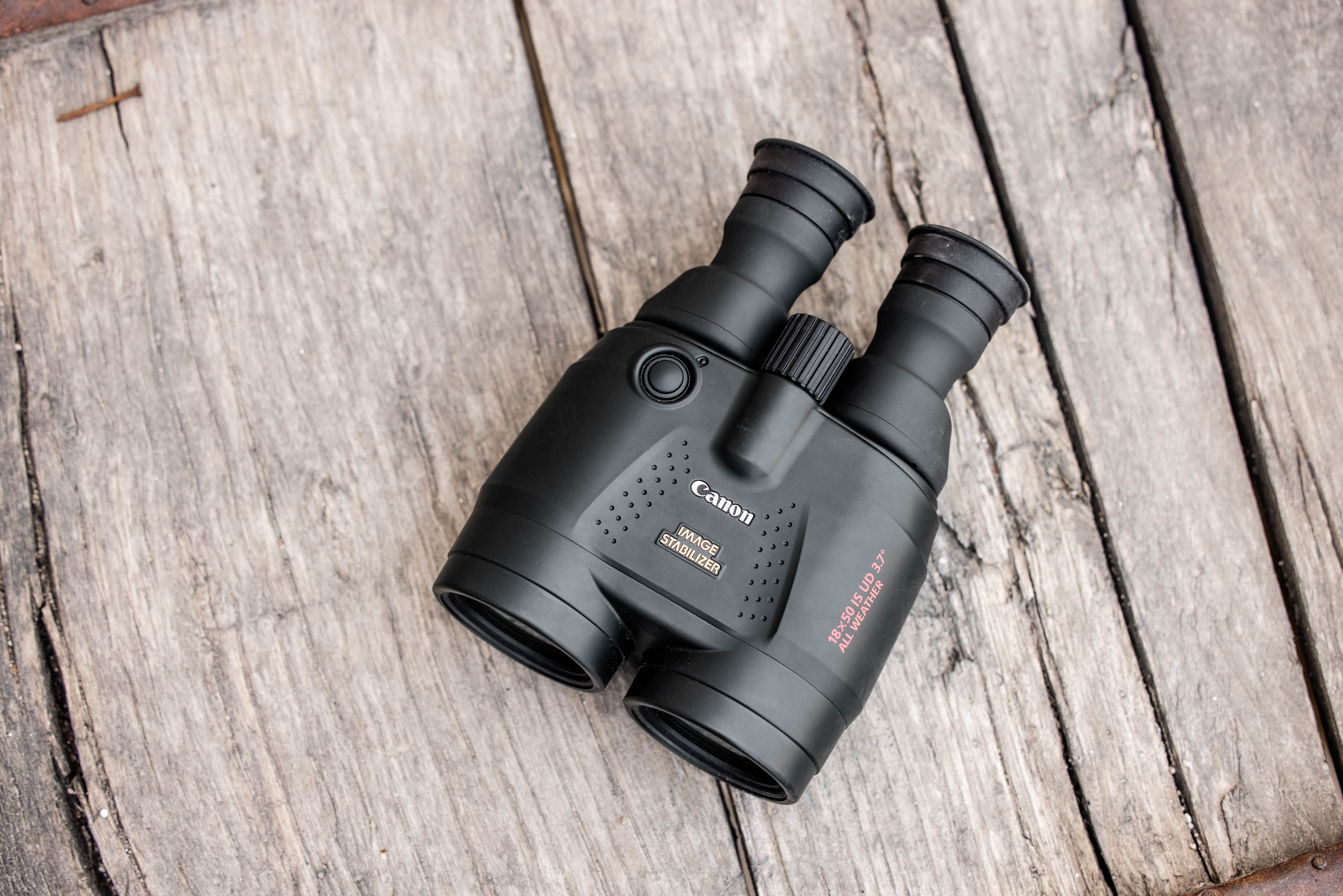 Canon Fernglas 18x50 IS AW